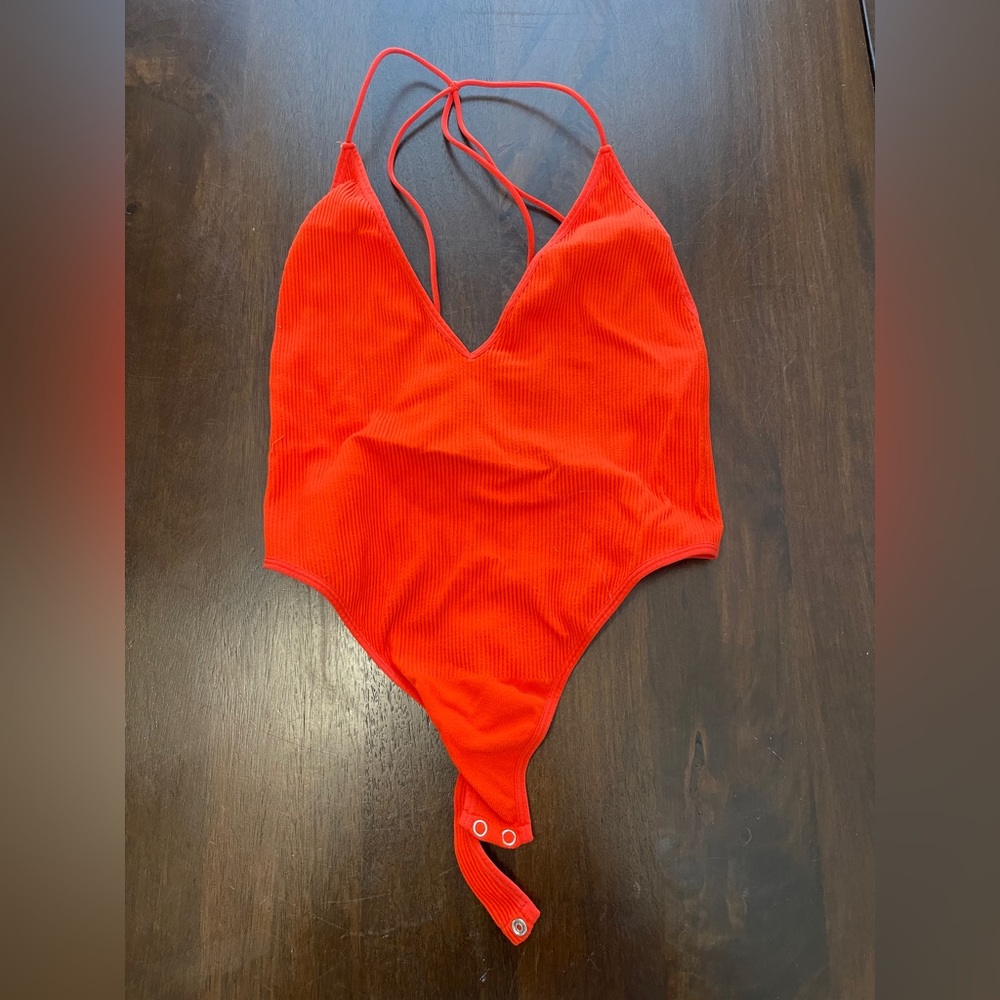 Super cute bodysuit.